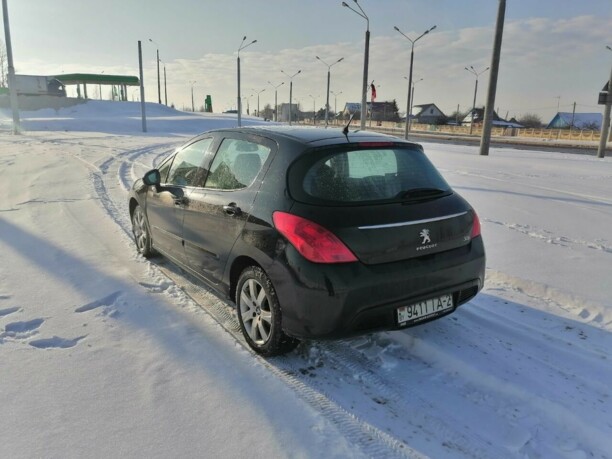 Peugeot 308 T7 · Рестайлинг, 2012 г.