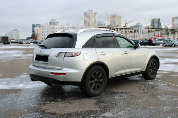 Infiniti FX I, 2005 г.
