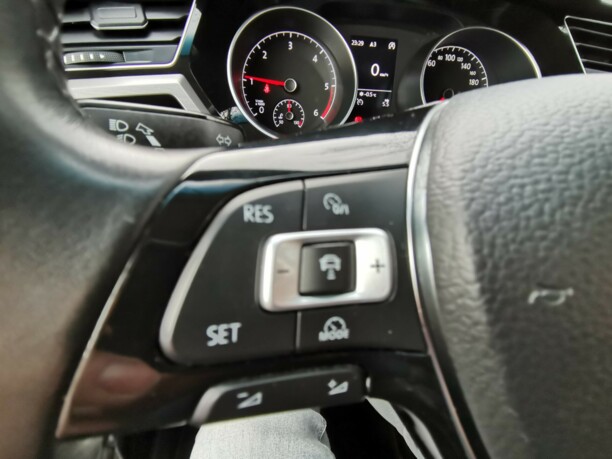 Volkswagen Touran III, 7 мест, 2018 г.