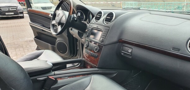 Mercedes-Benz GL-Класс X164 (Рестайлинг), 7 мест, 2009 г.