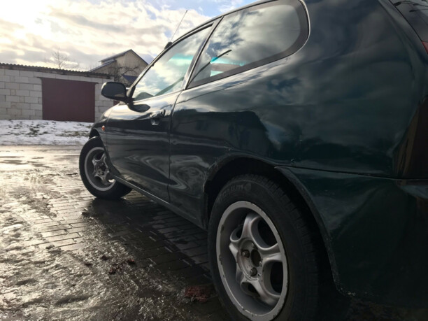 Mitsubishi Colt V, 1997 г.