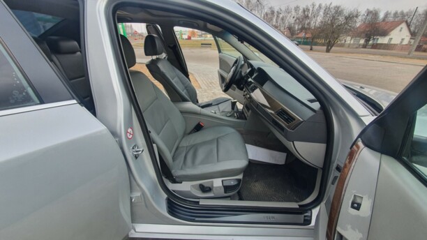 BMW 5 серия E60, E61, 2004 г.
