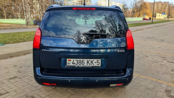Peugeot 5008 I, 7 мест, 2011 г.