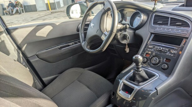 Peugeot 5008 I, 7 мест, 2011 г.