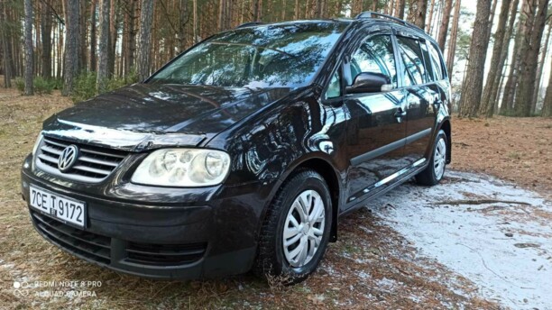 Volkswagen Touran I, 7 мест, 2003 г.