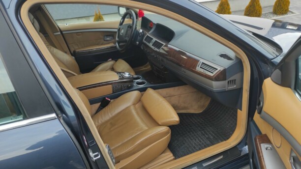 BMW 7 серия E65, 2002 г.