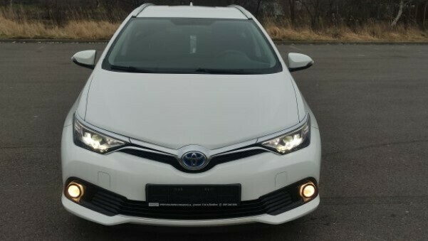 Toyota Auris II (E180) · Рестайлинг, 2016 г.