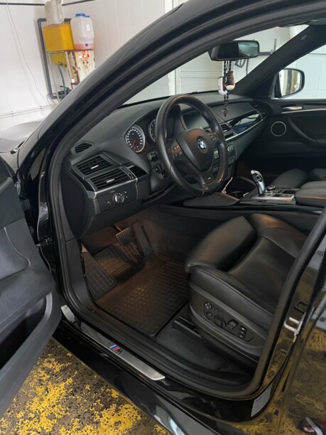 BMW X6M E71, 2010 г.