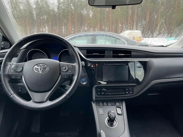 Toyota Auris II (E180) · Рестайлинг, 2017 г.