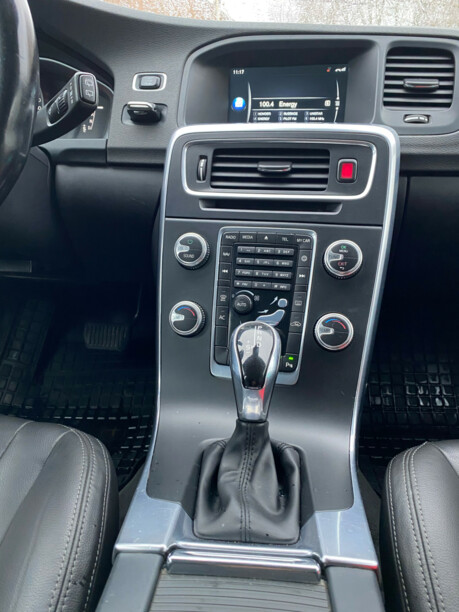 Volvo V60 I · Рестайлинг, 2015 г.