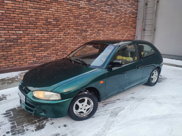 Mitsubishi Colt V, 1998 г.