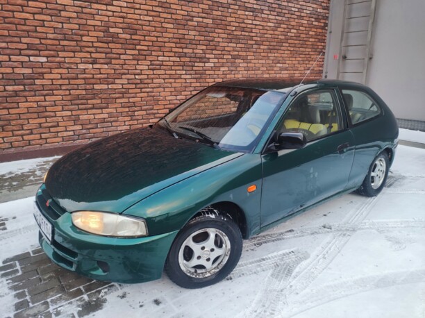 Mitsubishi Colt V, 1998 г.