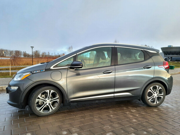 Chevrolet Bolt, 2017 г.