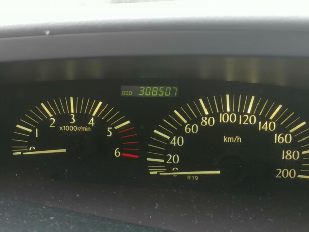 Toyota Previa II (XR30, XR40), 7 мест, 2001 г.