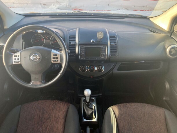 Nissan Note I (E11) · Рестайлинг, 2010 г.