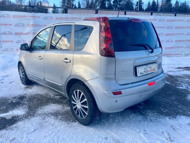 Nissan Note I (E11) · Рестайлинг, 2010 г.