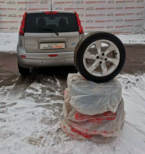 Nissan Note I (E11) · Рестайлинг, 2010 г.