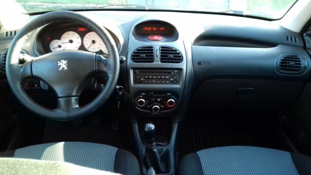 Peugeot 206 I, 2004 г.