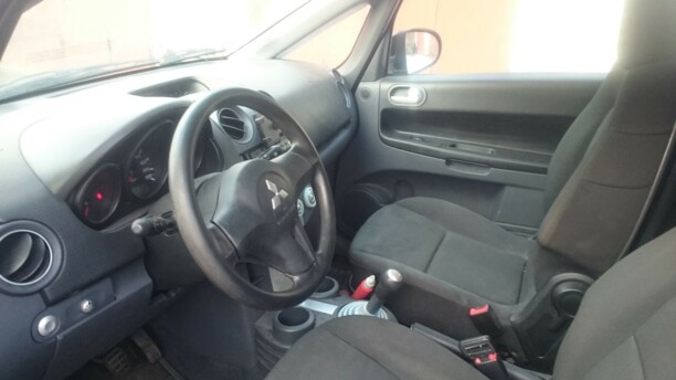 Mitsubishi Colt VI, 2006 г.