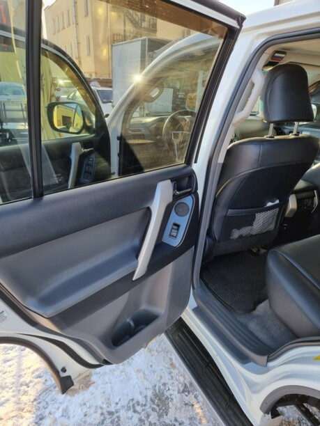 Toyota Land Cruiser Prado J150, 2011 г.
