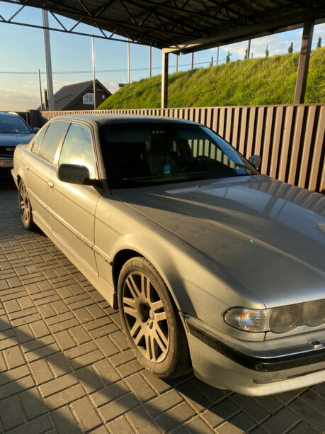 BMW 7 серия E38, 1999 г.