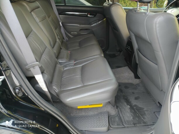 Toyota Land Cruiser Prado J120, 7 мест, 2008 г.