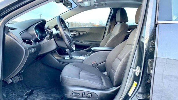 Chevrolet Malibu IX, 2017 г.