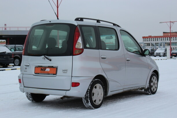 Toyota Yaris Verso, 2004 г.