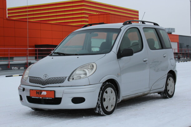Toyota Yaris Verso, 2004 г.