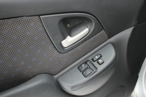 Toyota Yaris Verso, 2004 г.
