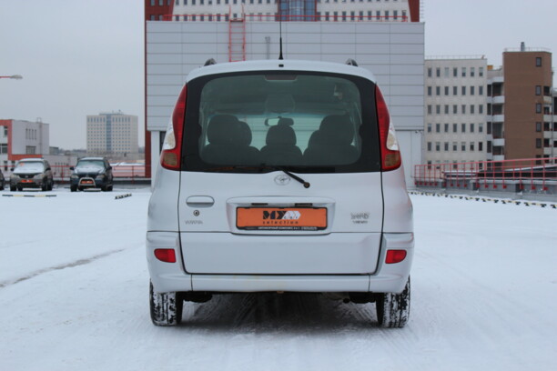 Toyota Yaris Verso, 2004 г.