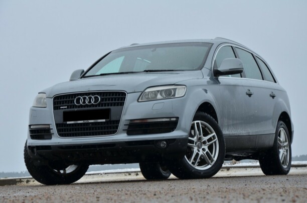 Audi Q7 4L, 7 мест, 2007 г.