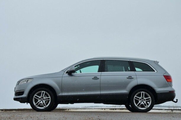 Audi Q7 4L, 7 мест, 2007 г.