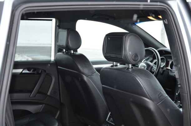 Audi Q7 4L, 7 мест, 2007 г.