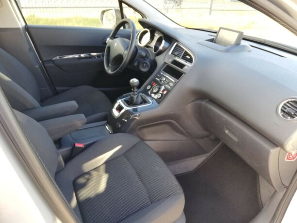 Peugeot 5008 I · Рестайлинг, 2016 г.