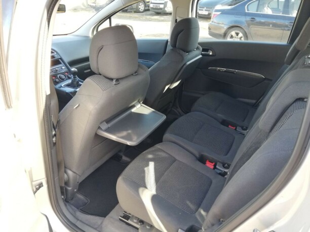 Peugeot 5008 I · Рестайлинг, 2016 г.