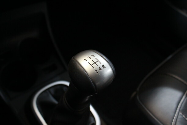 Nissan Tiida I (C11) · Рестайлинг, 2012 г.