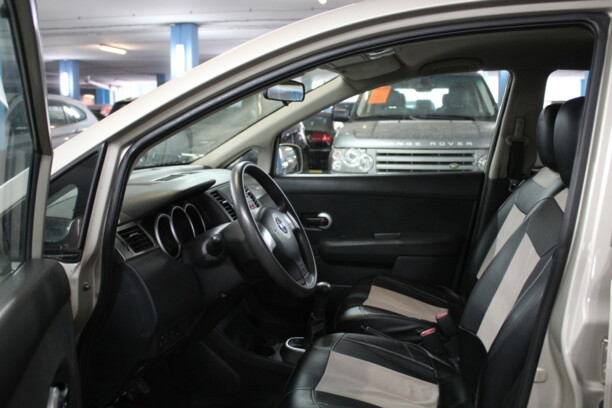 Nissan Tiida I (C11) · Рестайлинг, 2012 г.