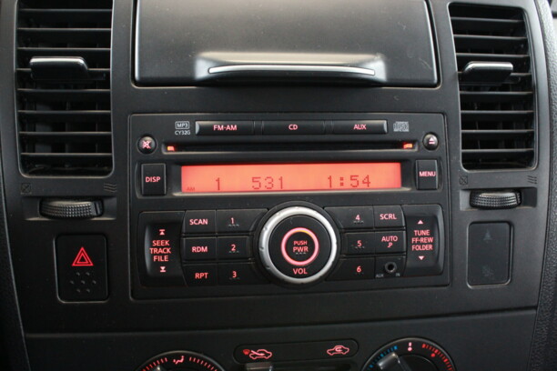Nissan Tiida I (C11) · Рестайлинг, 2012 г.