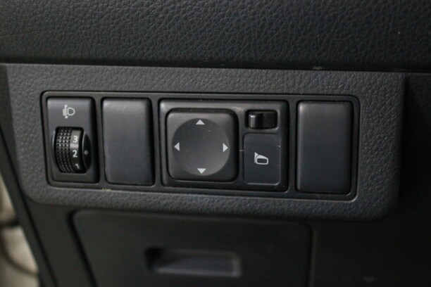 Nissan Tiida I (C11) · Рестайлинг, 2012 г.