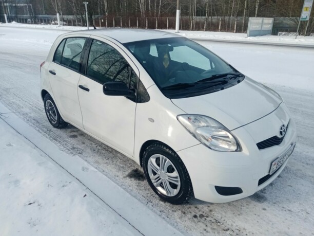 Toyota Yaris II (XP9), 2009 г.