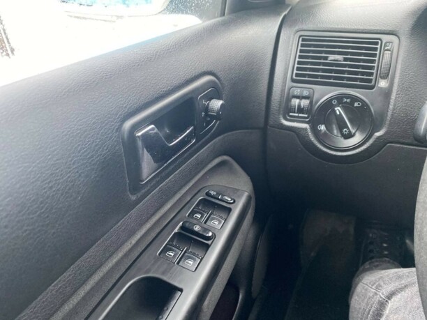 Volkswagen Golf IV, 2002 г.