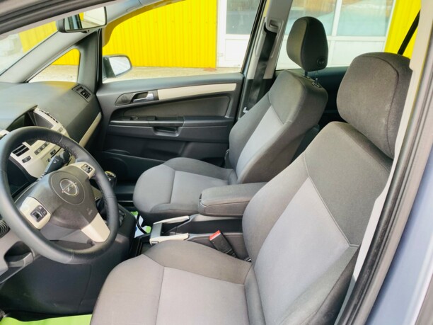 Opel Zafira B · Рестайлинг, 7 мест, 2009 г.