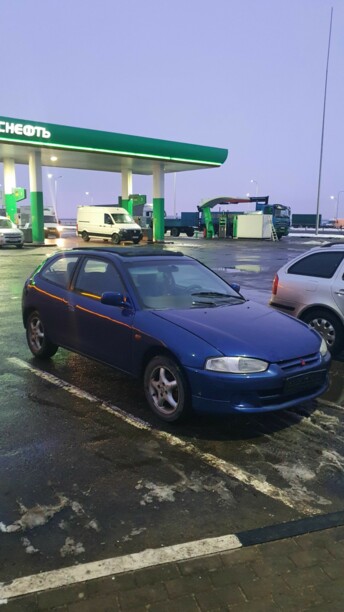 Mitsubishi Colt V, 2000 г.