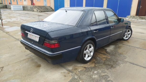 Mercedes-Benz E-Класс W124, S124, C124, A124, 1988 г.