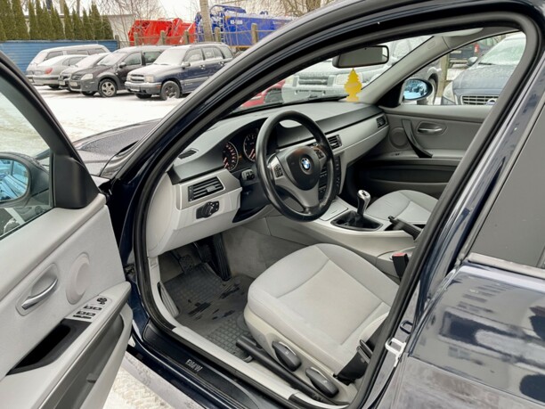 BMW 3 серия E90, E91, E92, E93, 2005 г.