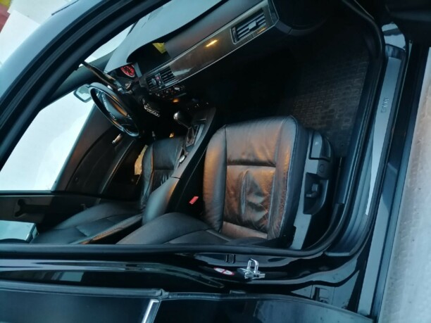 BMW 5 серия E60, E61, 2004 г.