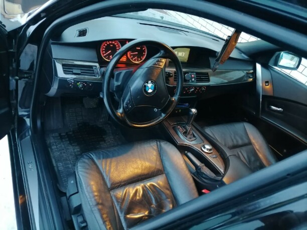 BMW 5 серия E60, E61, 2004 г.