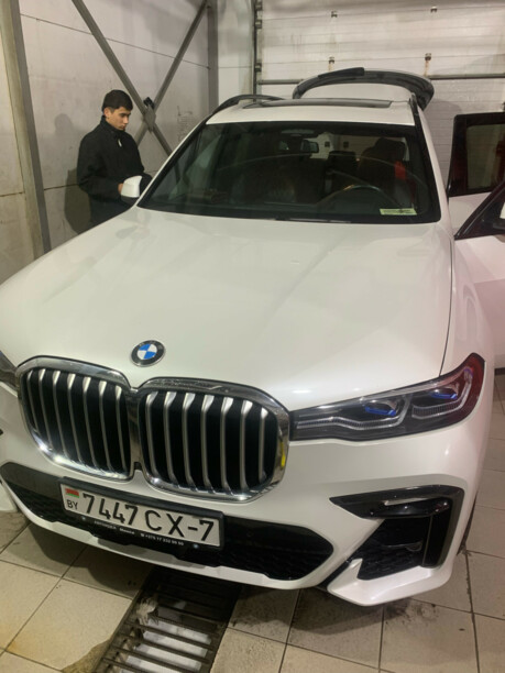 BMW X7, 7 мест, 2020 г.