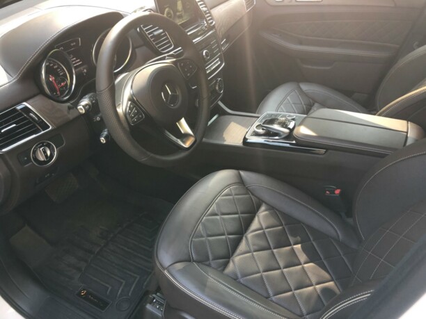 Mercedes-Benz GLS X166, 7 мест, 2017 г.